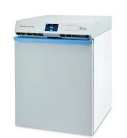 Freezer, -20 °C, 6 Cu. Ft, Under Counter